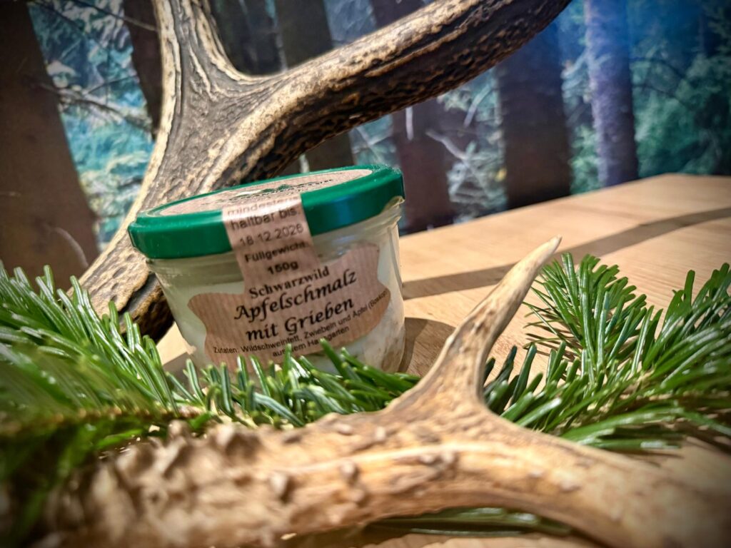 Schwarzwild Apfelschmalz mit Grieben